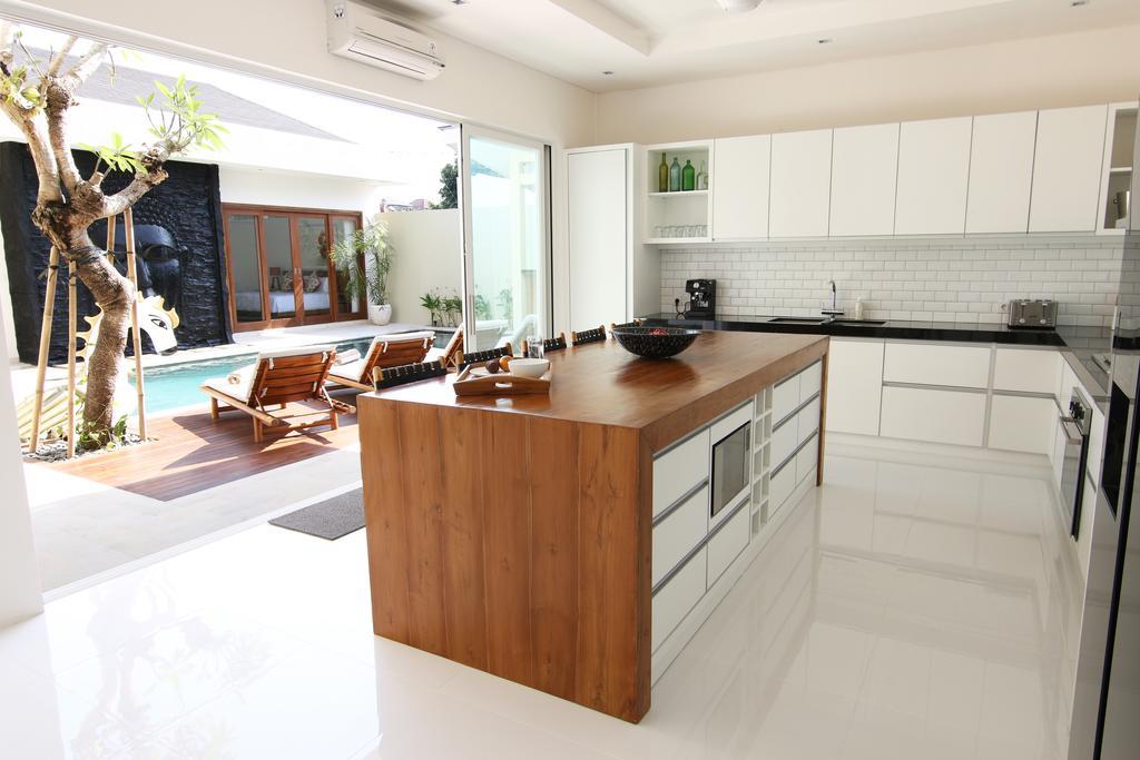 Villa Aditi, Sitara Villa Group Seminyak Exterior foto